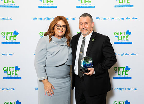 2022 Gift of Life Winner Michael Markey, M.D. - Photo 2022 Donation Champion Award Winner Michael Markey, M.D.