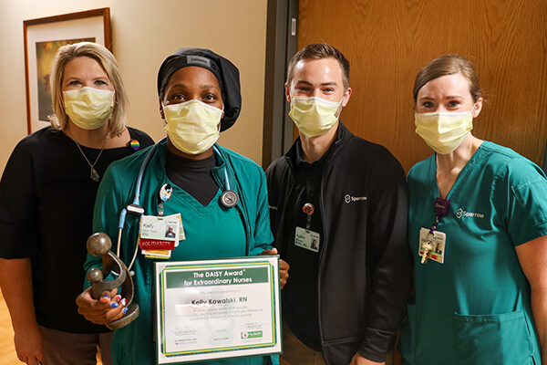 Group Photo Nurse Kelly Kowalski |Aug. 2022 Daisy Award | Photo Group Photo Nurse Kelly Kowalski |Aug. 2022 Daisy Award