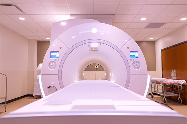 Ionia Wide-Bore MRI Straight - Photo Ionia Wide-Bore MRI Straight-On Shot