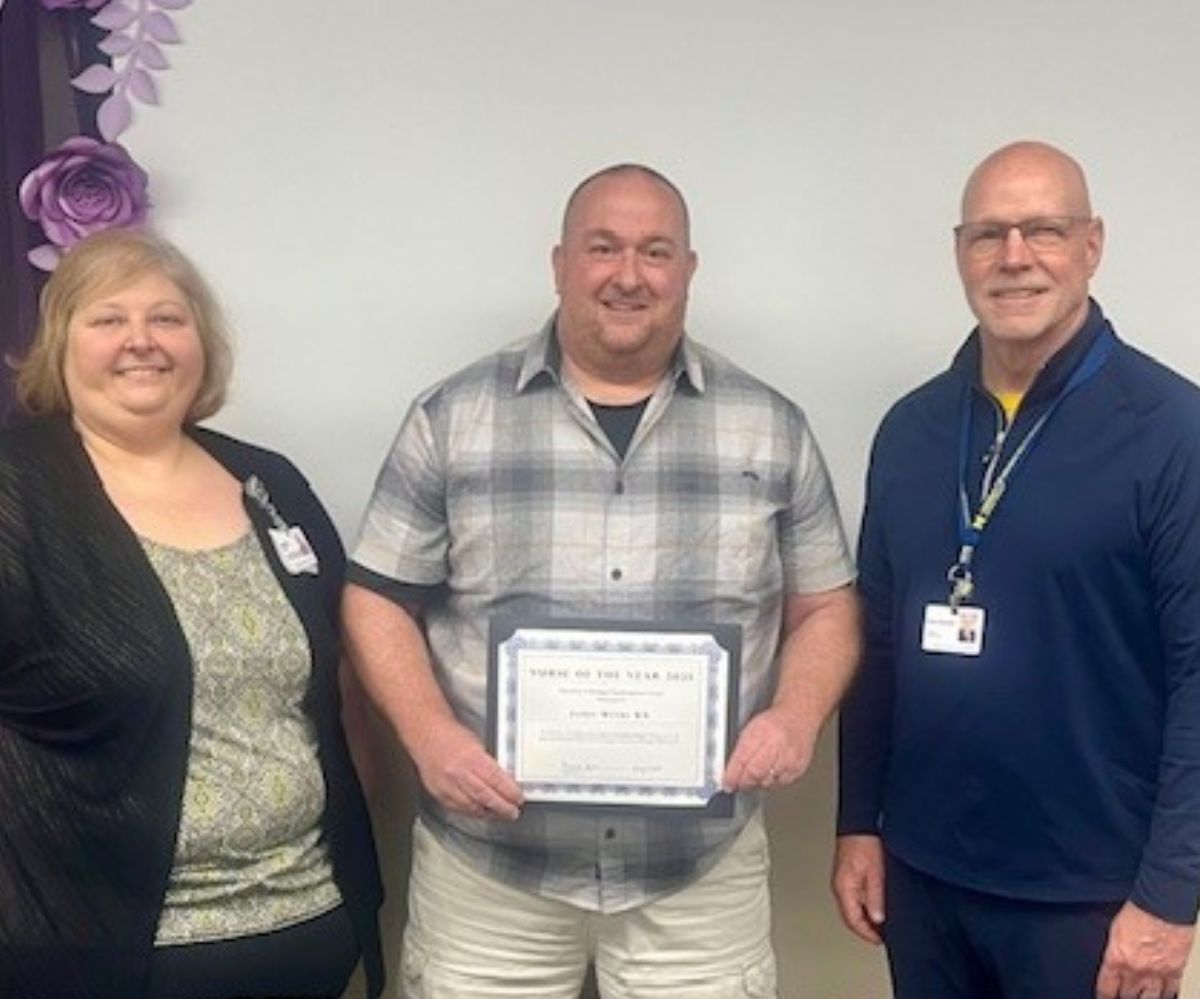 james-myers-carson-nurse-of-the-year.jpg james-myers-carson-nurse-of-the-year.jpg