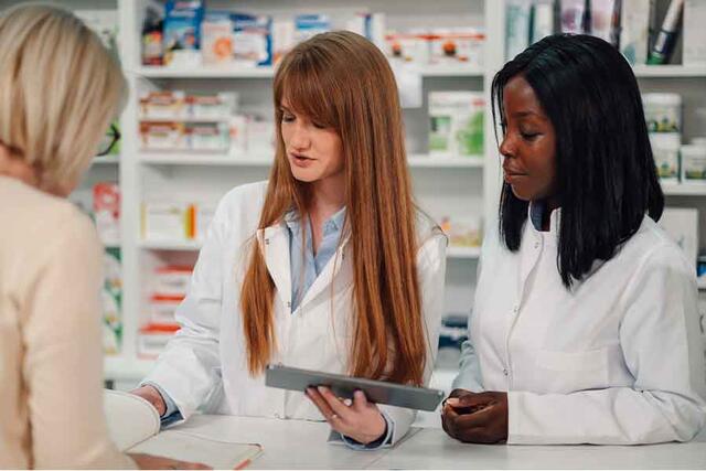 Specialty Pharmacy - Team Support | 900x600px